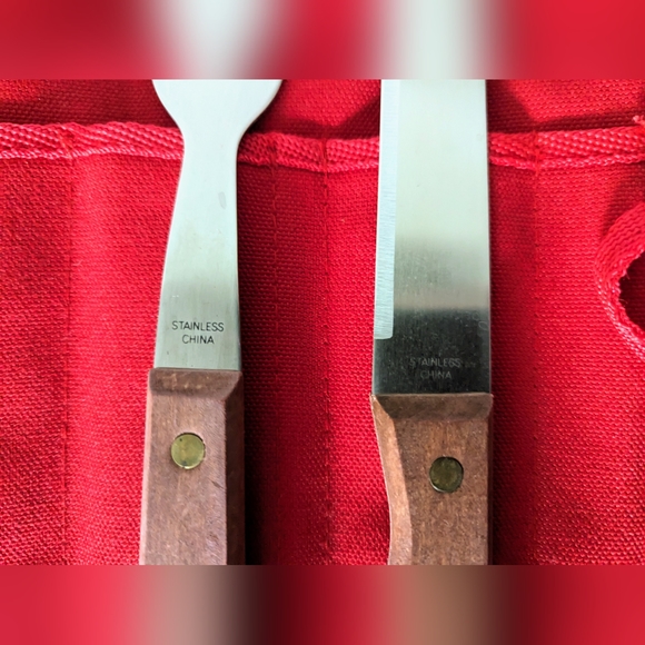 Vintage Unlimited Marlboro Promotional Grilling Utensils Knife and Fork Red Tote - Picture 6 of 7